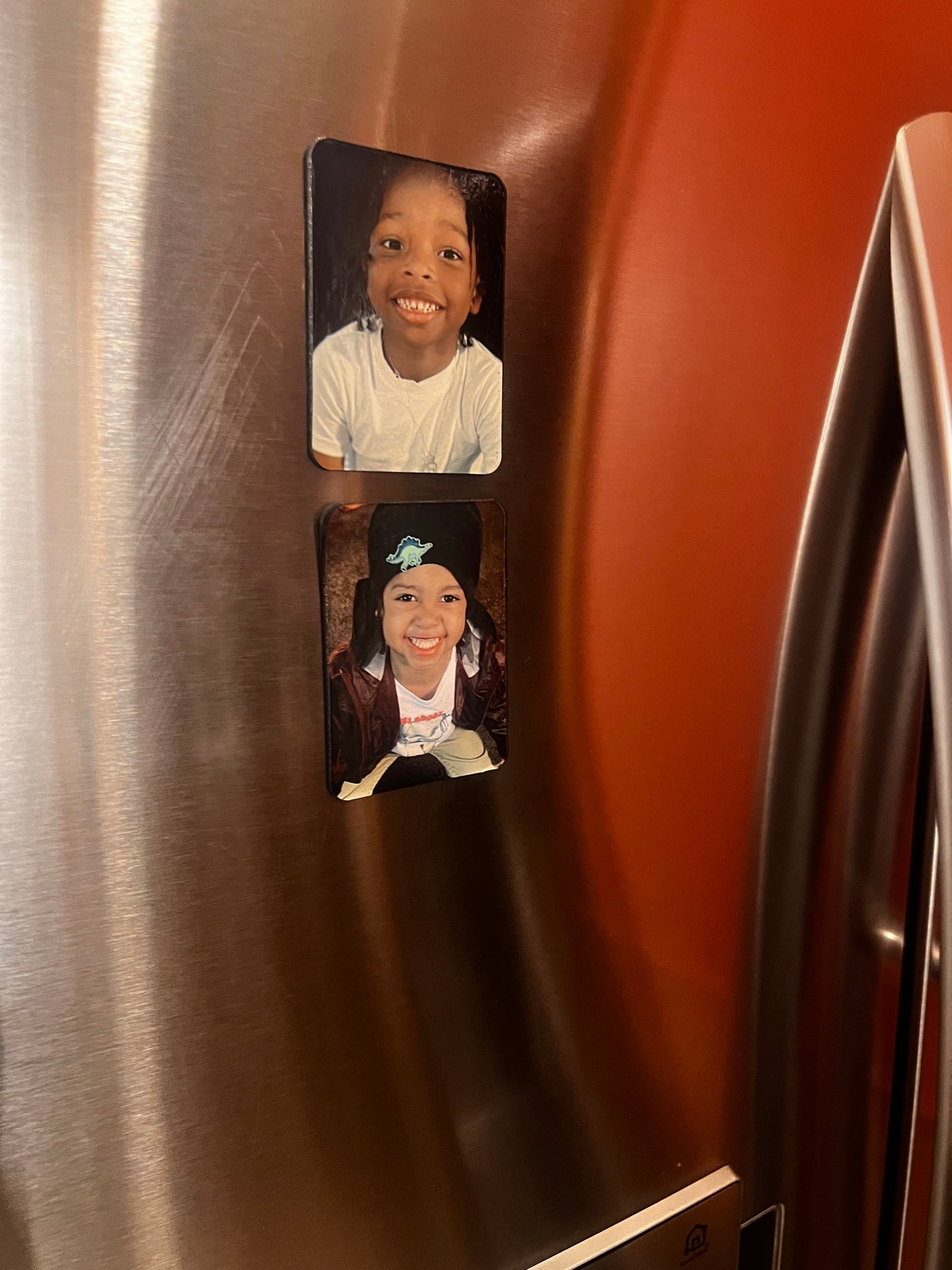 Refrigerator photo magnets
