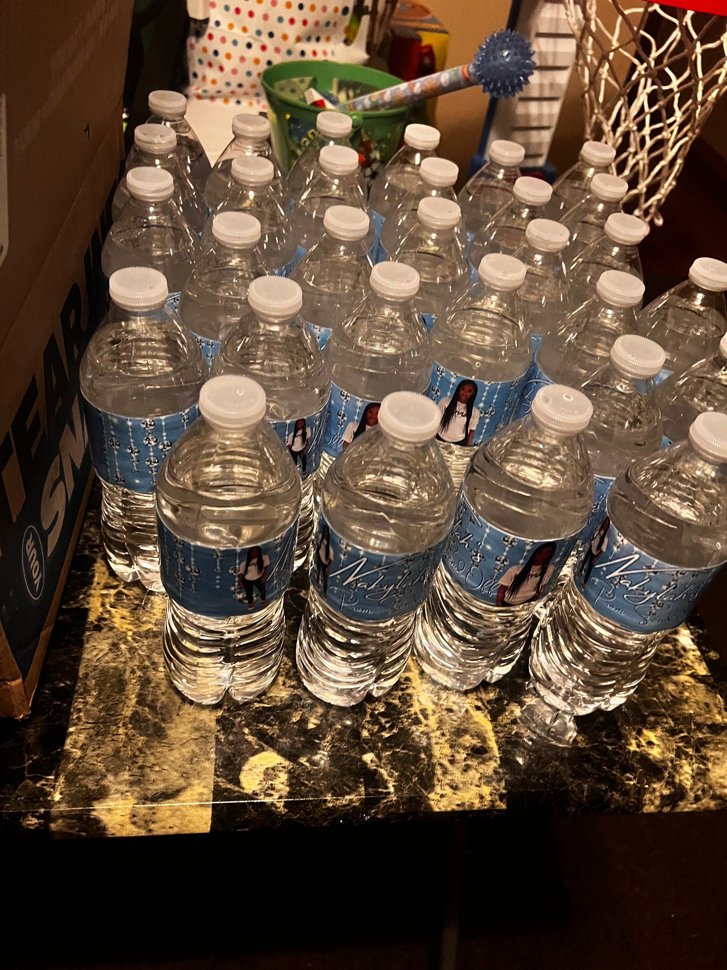 Custom Water bottles favors